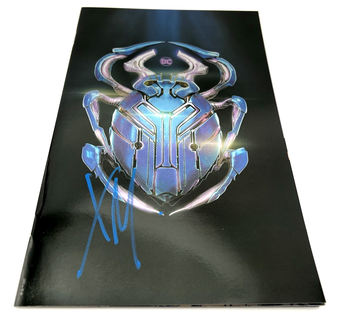 Xolo Mariduena Signed Blue Beetle Variant Comic Book w/Beckett COA BAS BV13215