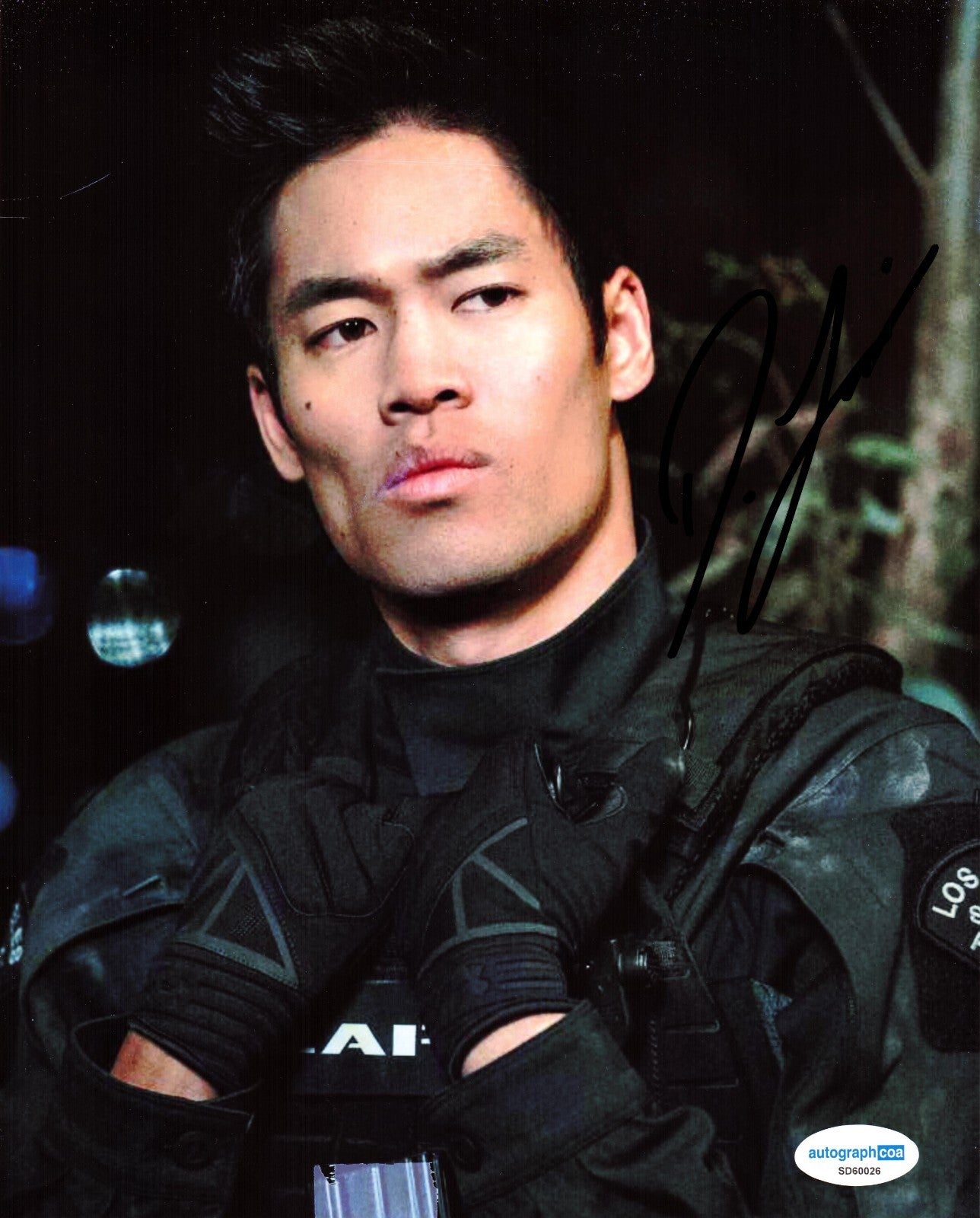 David Lim S.W.A.T. TV Show Victor Tran SWAT Signed 8x10 Photo w/ACOA SD60026
