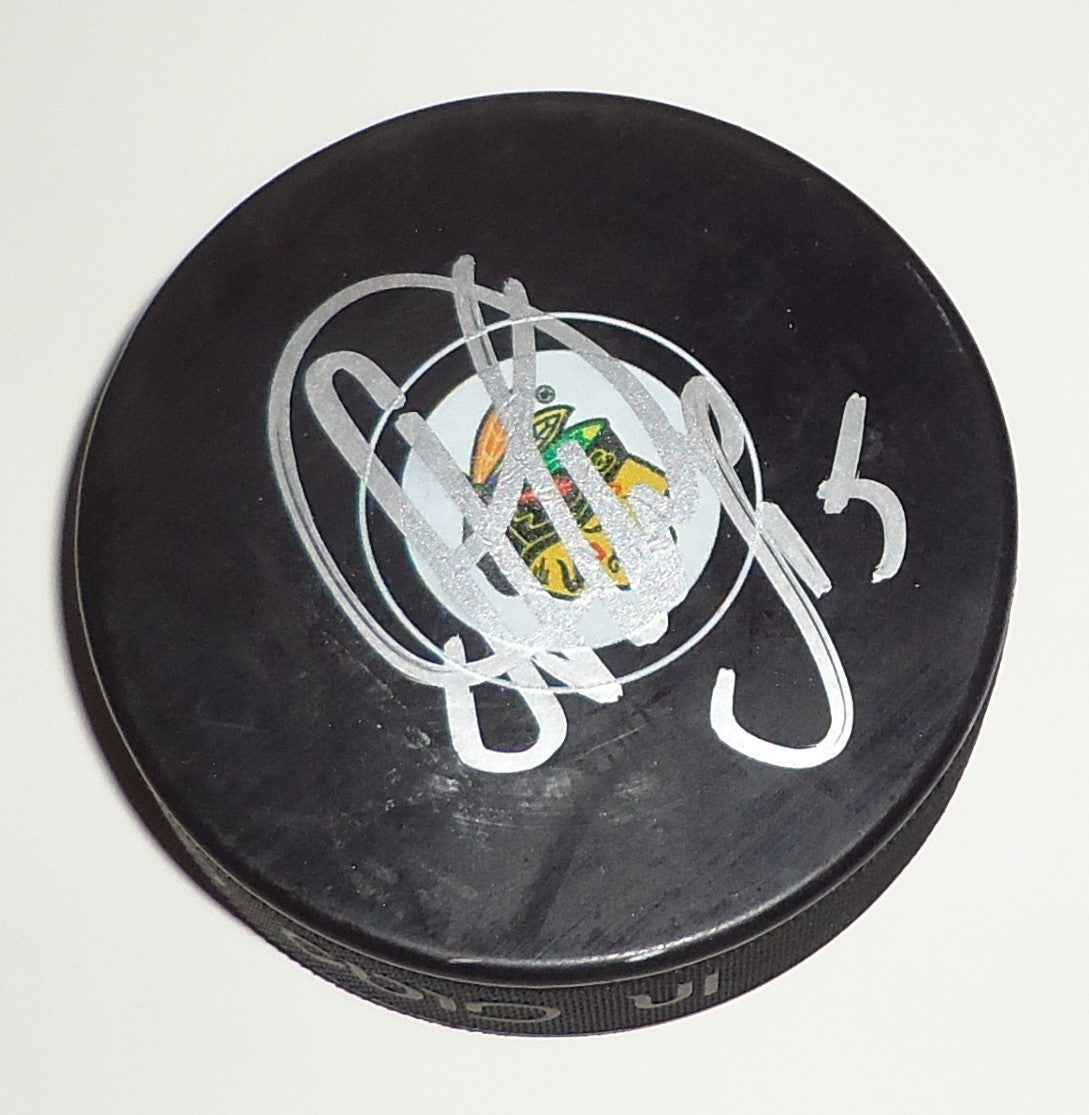 Artem Anisimov signed 2016-17 Chicago Blackhawks souvenir puck w/coa #15