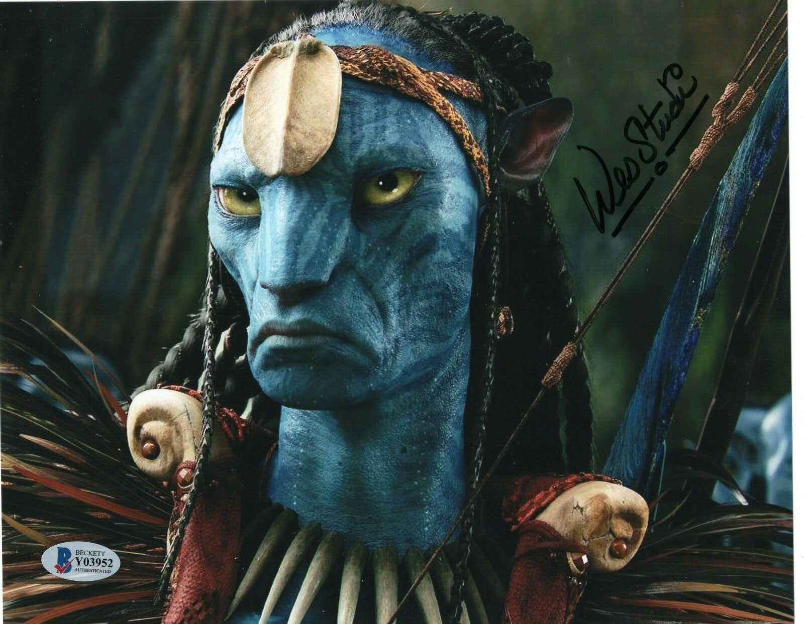Wes Studi Signed Avatar Movie Eytukan 8x10 Photo w/Beckett COA Y03952