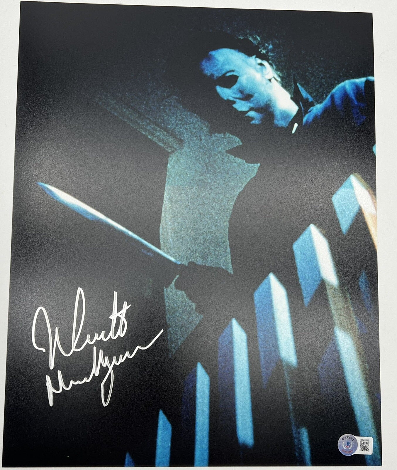 Nick Castle Signed Halloween Movie Michael Myers 11x14 Photo w/Beckett COA #9
