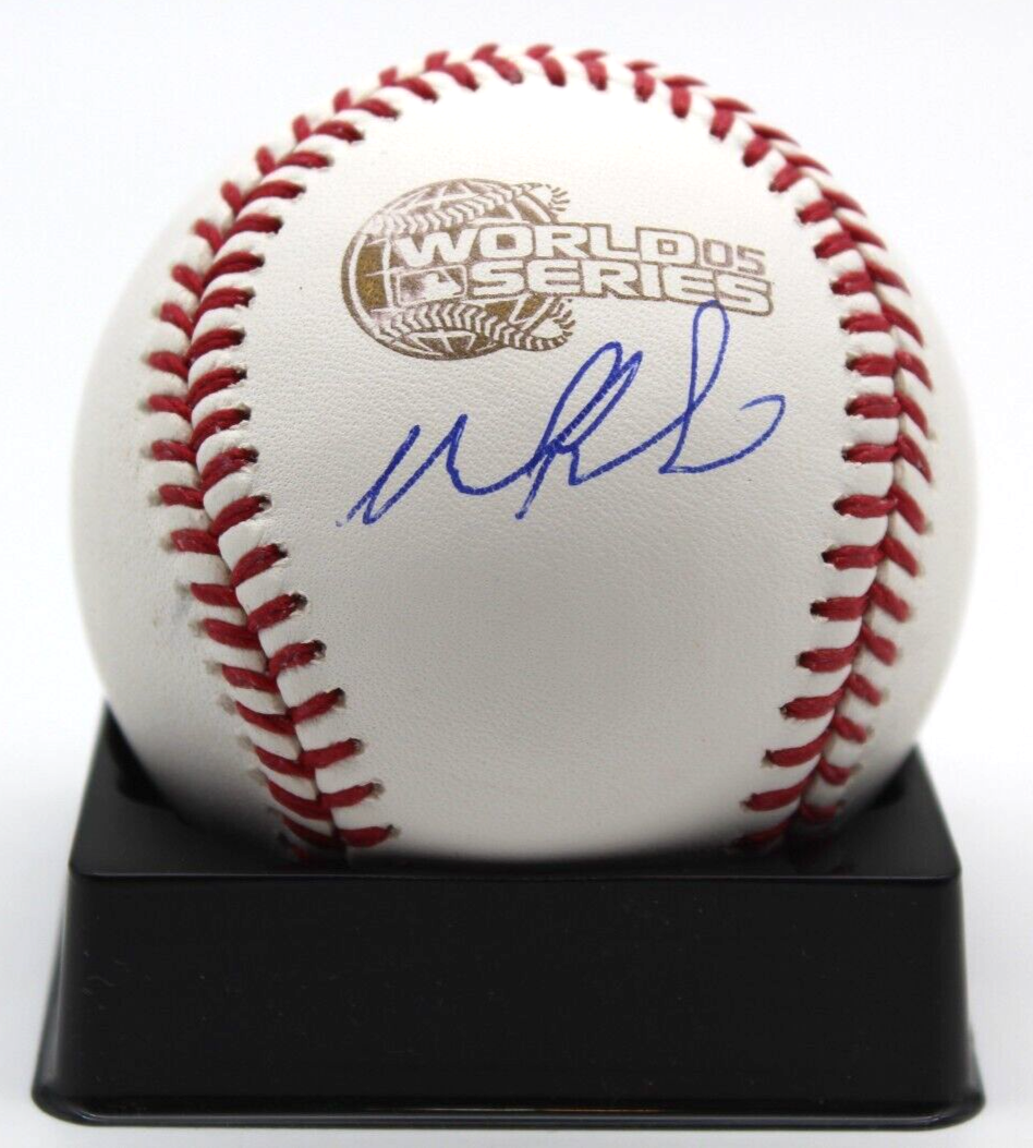 Mark Buehrle Signed 2005 World Series Ball Chicago White Sox w/Beckett BR93164
