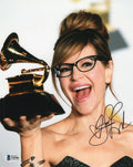 Lisa Loeb Signed Grammy Winner Musician Stay 8x10 Photo w/Beckett COA Y03981