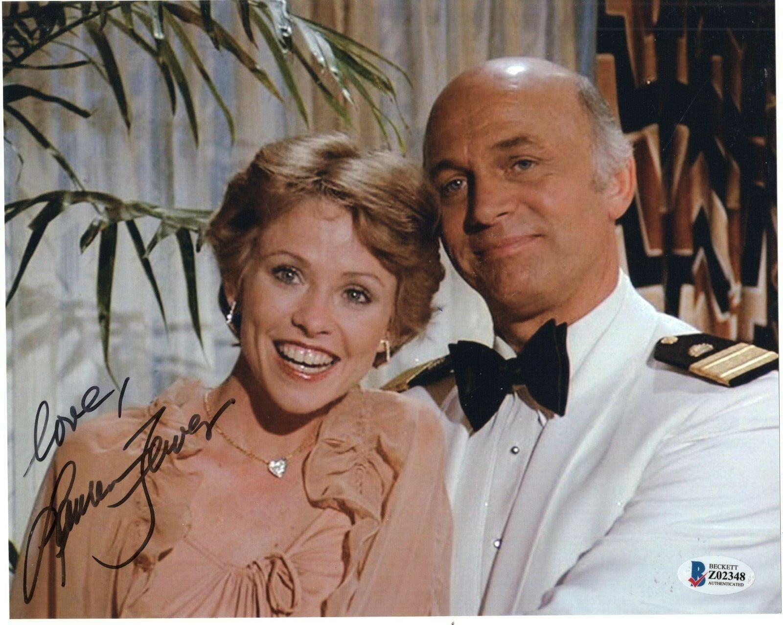 Lauren Tewes Signed The Love Boat Julie McCoy 8x10 Photo w/Beckett COA Z02348