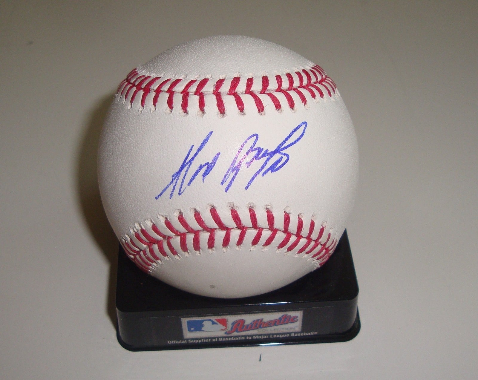 Alexei Ramirez Signed Baseball w/COA Official MLB Chicago White Sox