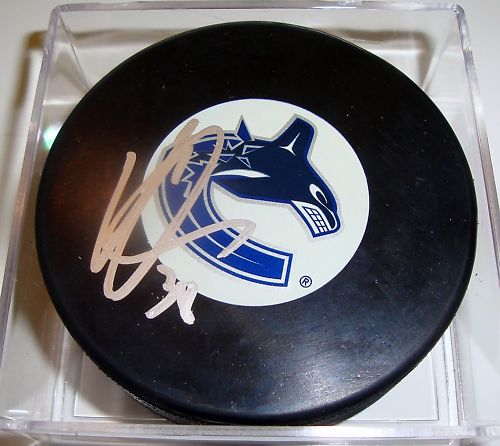 Victor Oreskovich Signed Vancouver Canucks Puck w/COA A