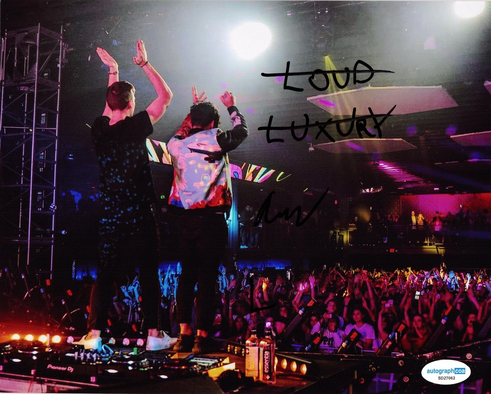 Loud Luxury Andrew Fedyk Signed 8x10 Photo EDM House Hip Hop w/ACOA SD27062