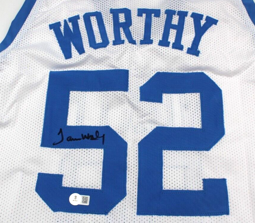 James Worthy North Carolina UNC Signed Custom Jersey W/Beckett COA 1W520040