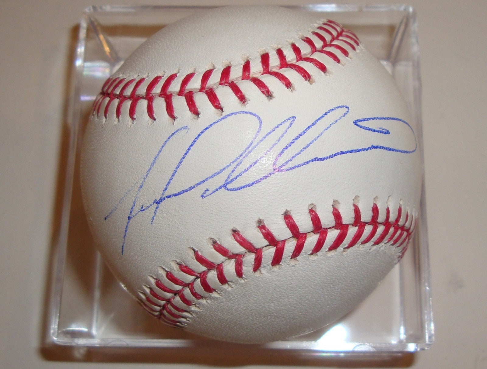 Yovanni Gallardo Signed Baseball w/COA Official MLB Milwaukee Brewers