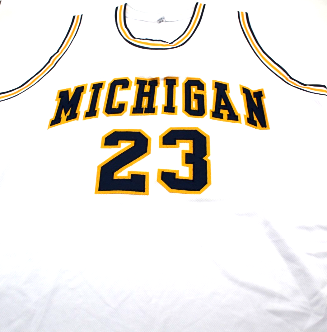 Yaxel Lendeborg Signed Custom Michigan Wolverines Jersey w/JSA COA CR86416