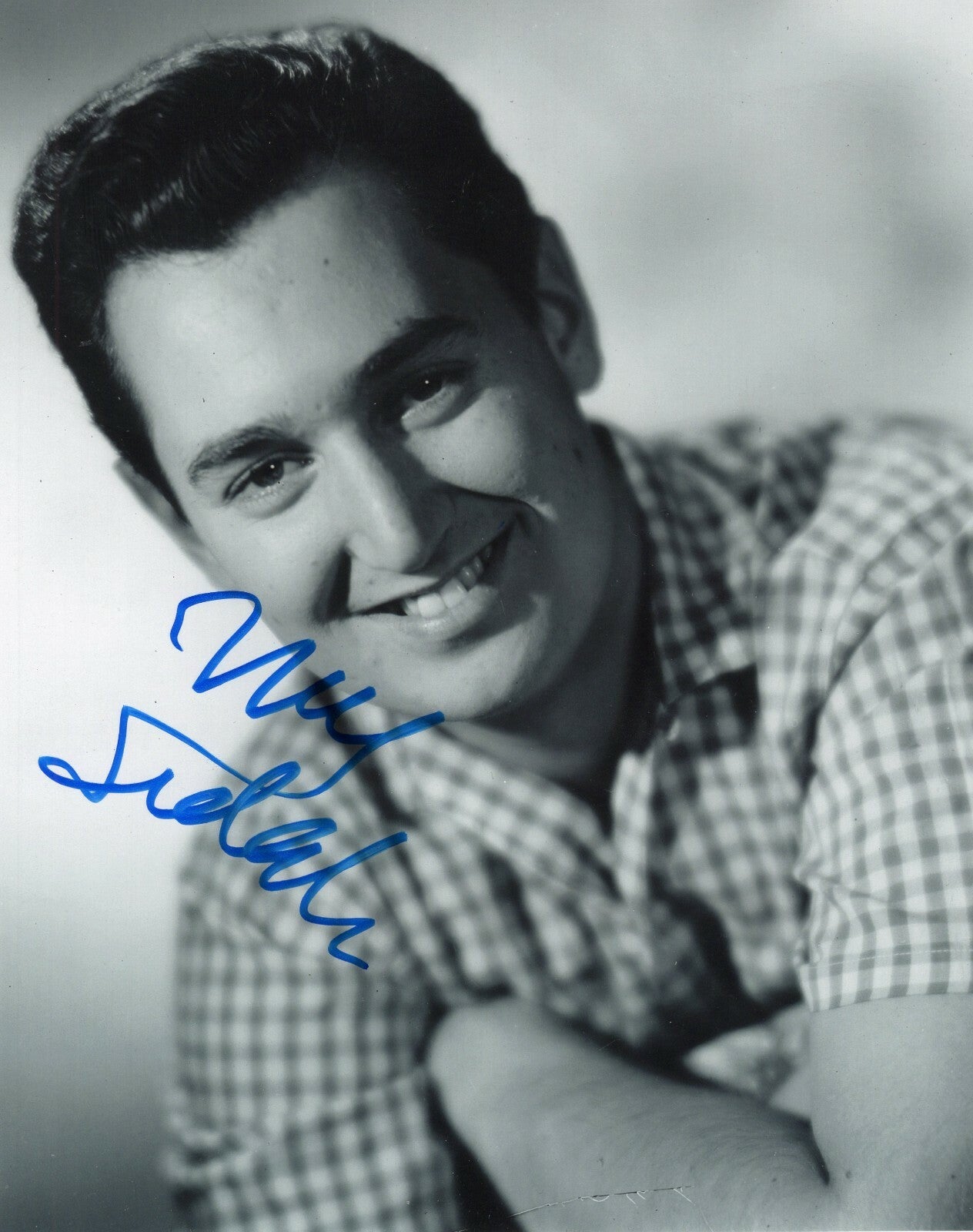 Neil Sedaka Signed 8x10 Photo w/COA The Tokens Oh Carol American Bandstand