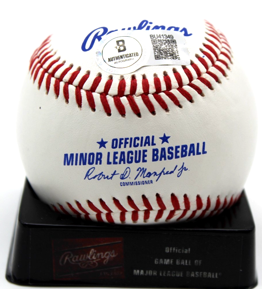 Bubba Watson Signed Minor League Baseball Masters Champ w/Beckett COA BU41349
