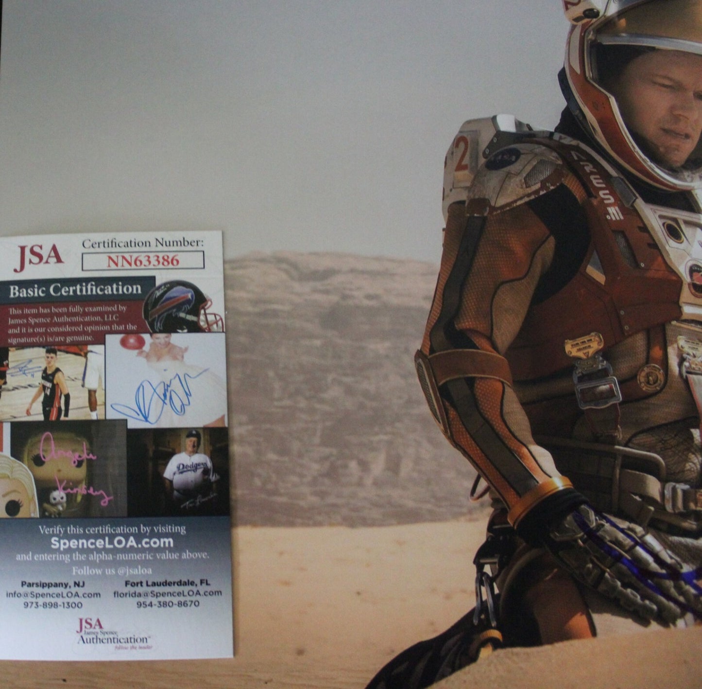 Matt Damon Signed Martian Film Mark Watney 11x14 Photo w/JSA COA NN63386
