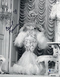 Carol Burnett Annie Carol Burnett Show Signed 8x10 Photo w/Beckett COA Y76343