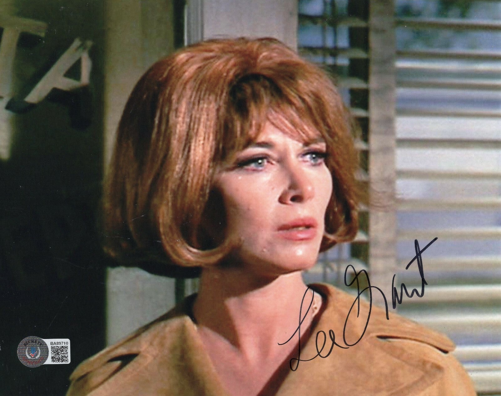 Lee Grant Signed In the Heat of The Night 8x10 Photo w/Beckett COA BA89710