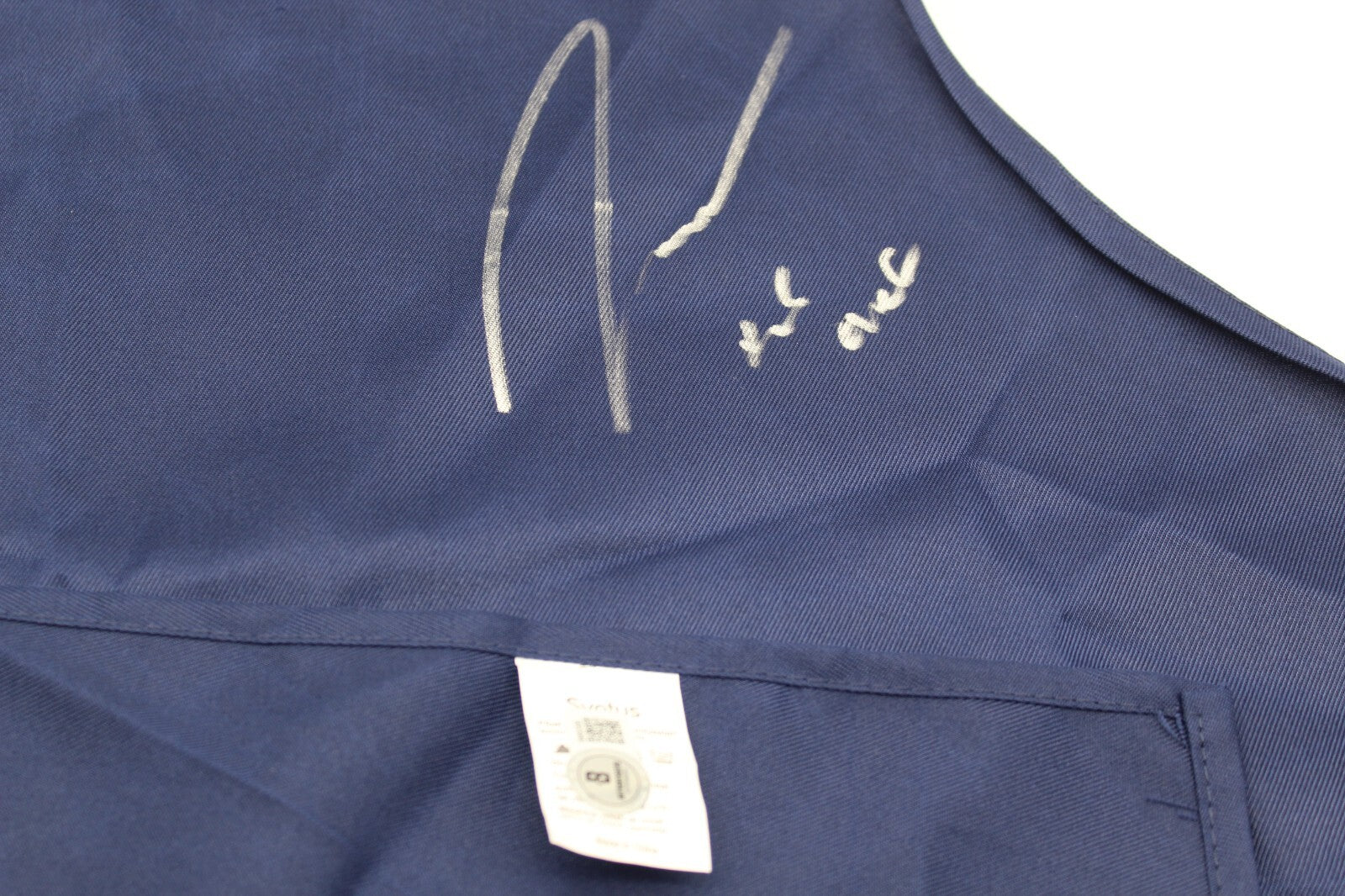 Jeremy Allen White The Bear Signed Chef Apron Carmy w/Beckett COA BM50306
