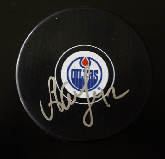 Anton Slepyshev Signed Edmonton Oilers Autograph Puck w/COA 2017 