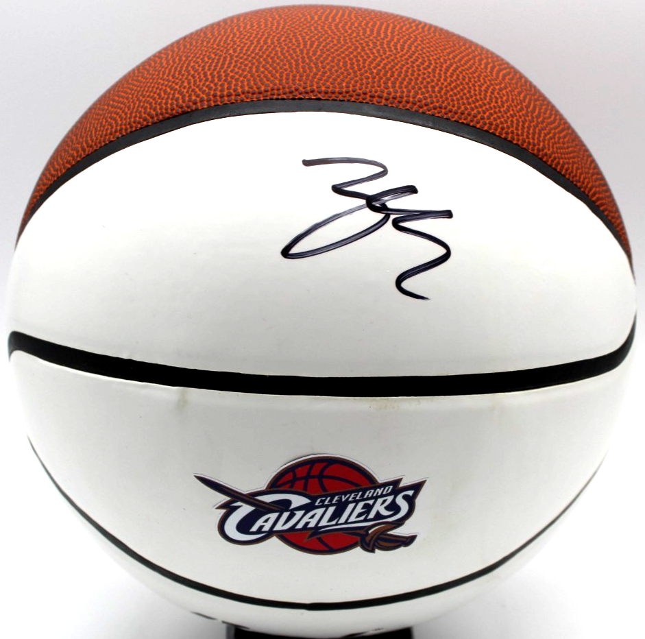 Lonzo Ball Signed Cleveland Cavaliers Logo Basketball W/Beckett BAS COA BU41292