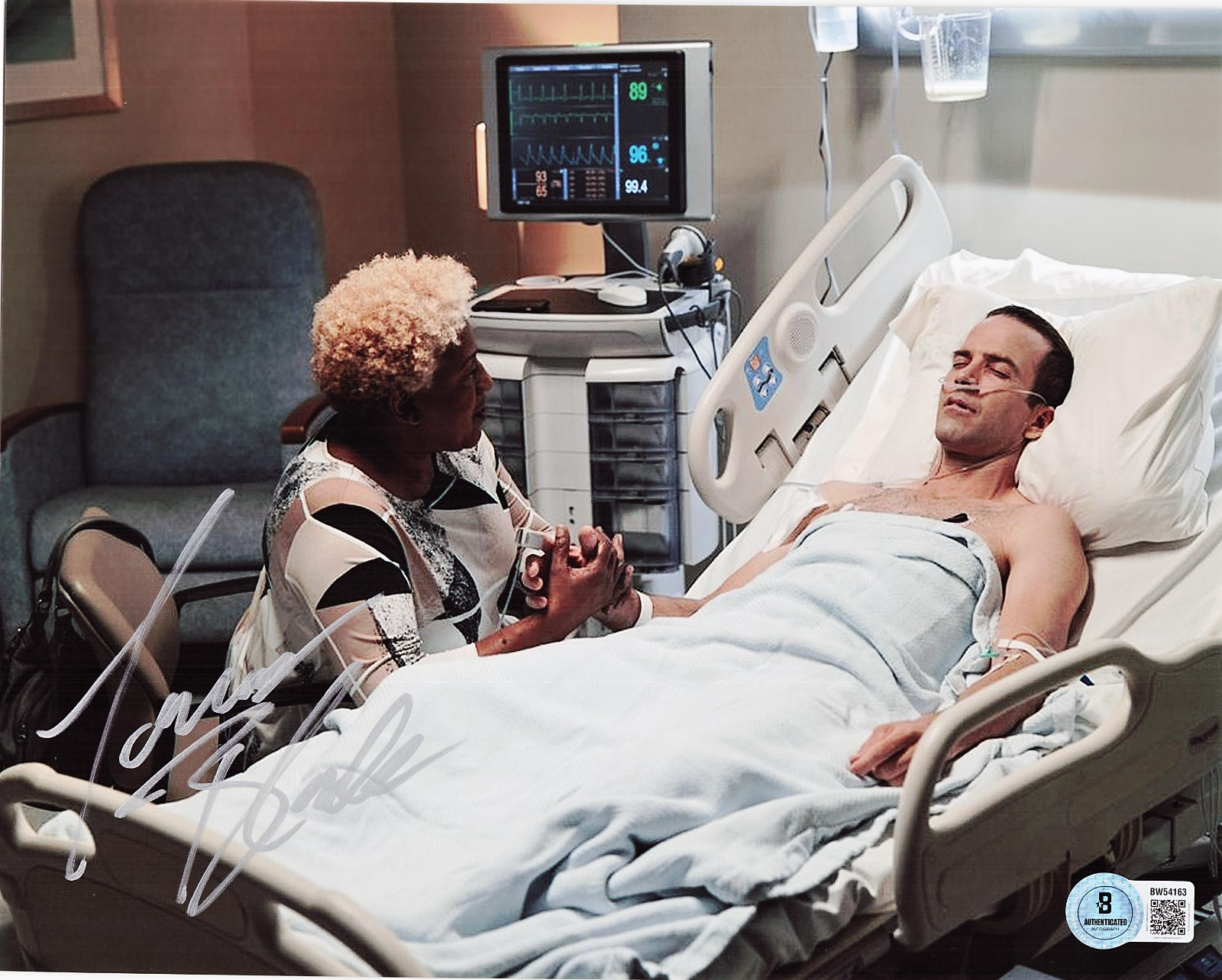 Lucas Black NCIS New Orleans Signed 8x10 Photo w/Beckett BAS BW54163